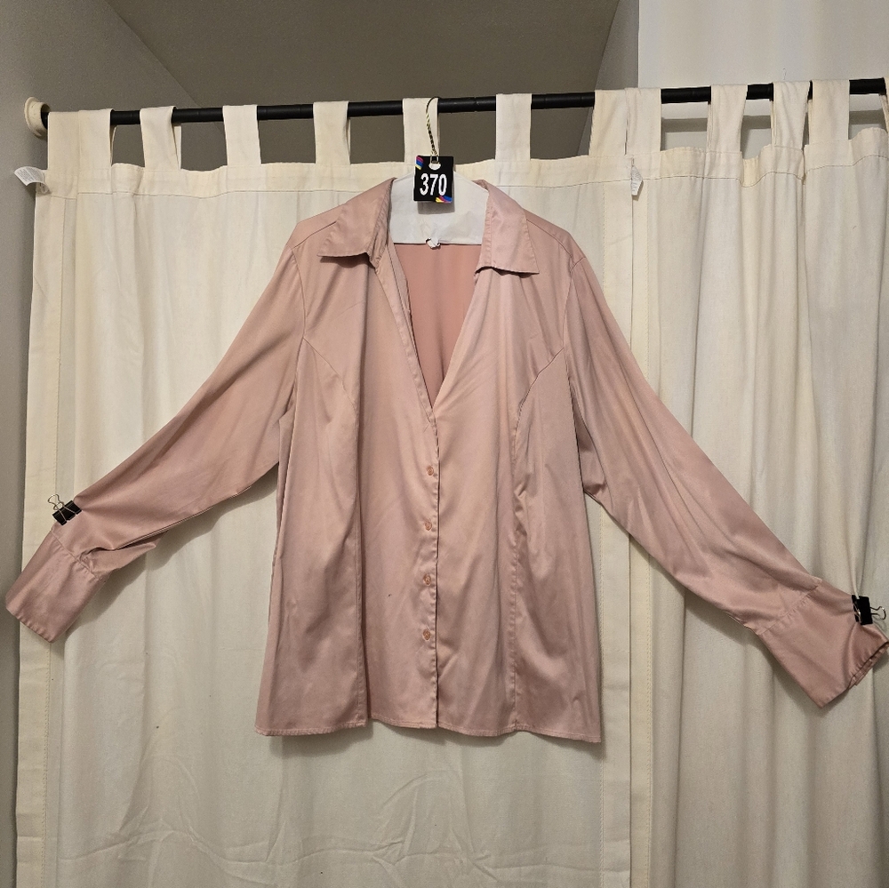 #370 soft pink button blouse